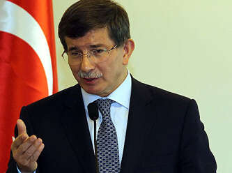 

Davutoğlu İran'a böyle çıkıştı!

