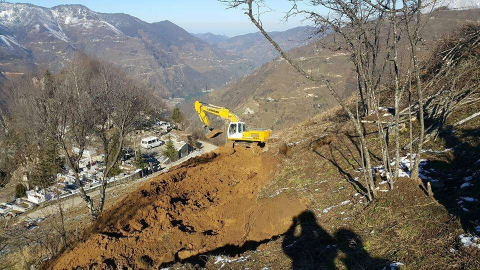 İki Köyün Yol Sorunu Çözülüyor